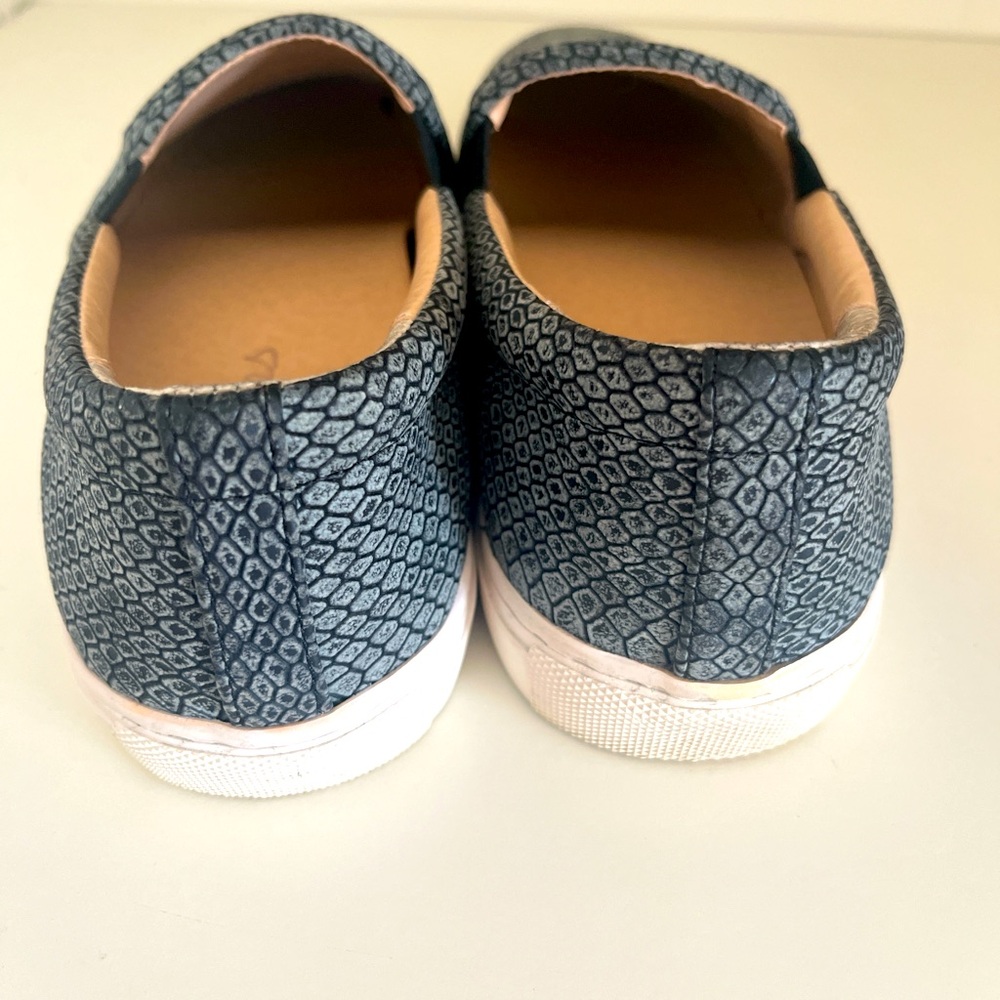 Gray And Black Slip On Shoes / No Tie Sneakers Wo… - image 3